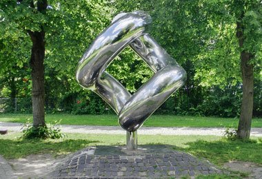 Skulptur "Bewegung"